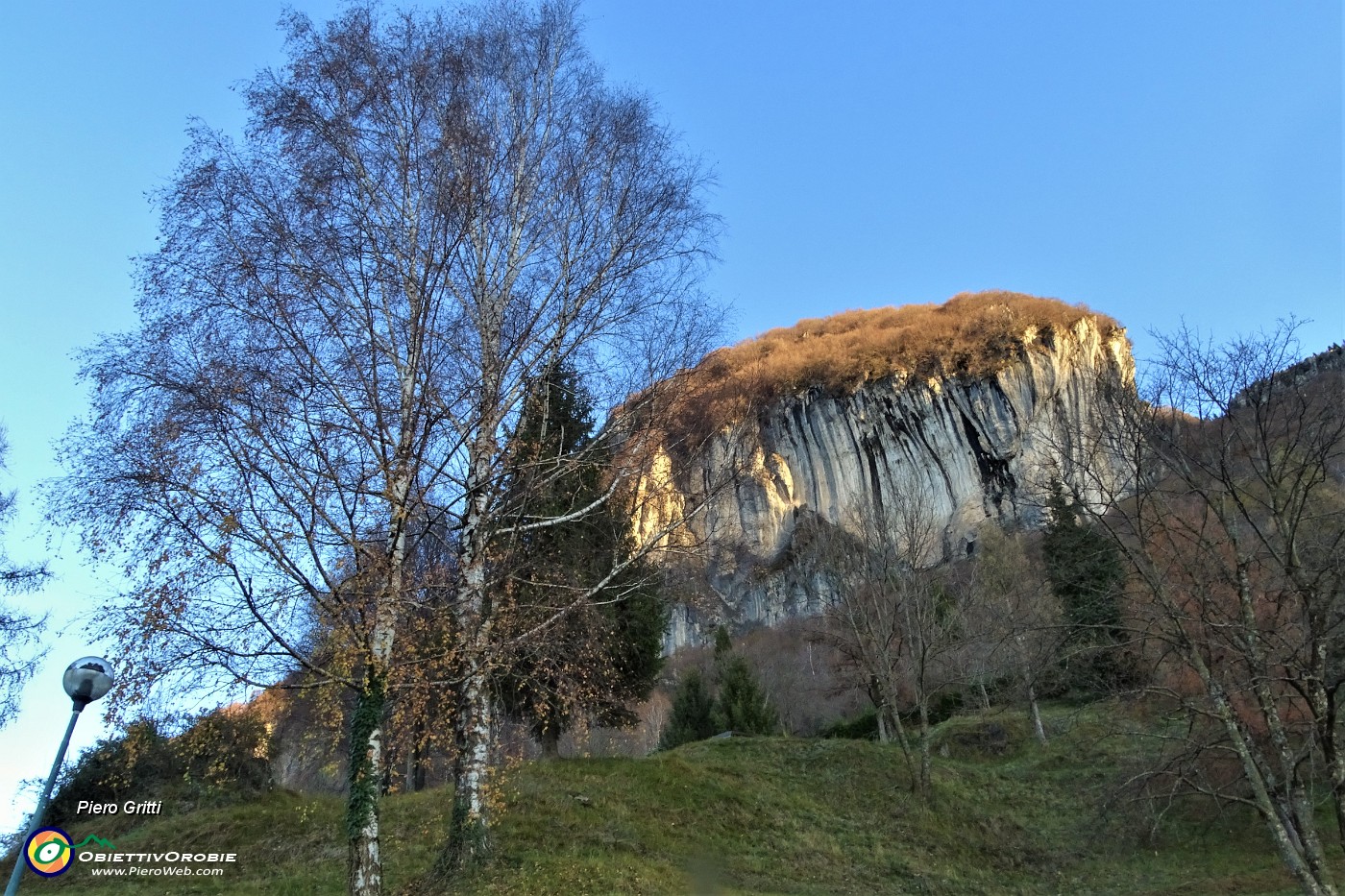 11 La 'Corna Bianca', palestra d'arrampicata.JPG